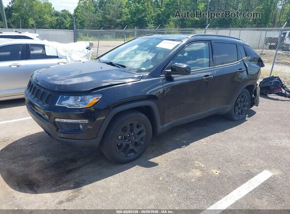 3C4NJDAB1MT596643 2021 JEEP COMPASS Черный Передняя левая четверть