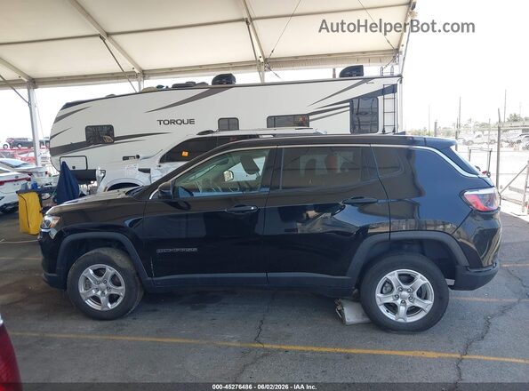 3C4NJDAB1NT202513 2022 JEEP COMPASS Черный Панорамный вид салона 360°