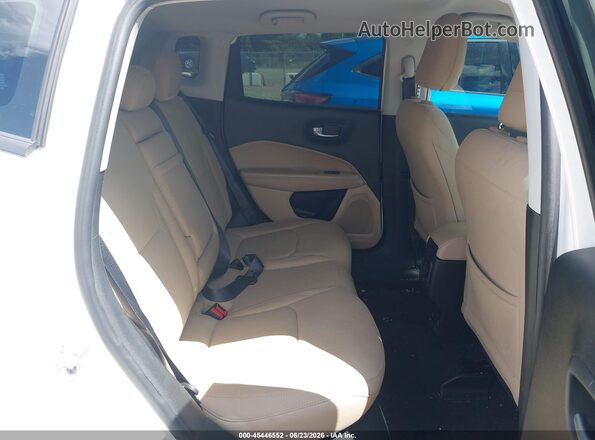 3C4NJDAB3JT361236 2018 JEEP COMPASS White VIN sticker view