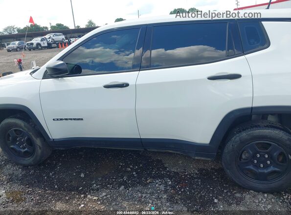 3C4NJDAB3JT361236 2018 JEEP COMPASS White 360 interior view