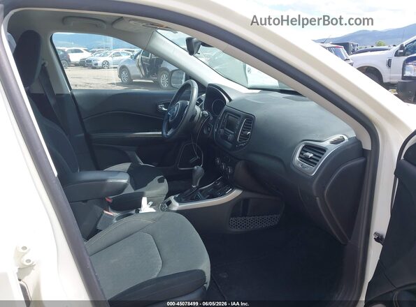3C4NJDAB3JT392275 2018 JEEP COMPASS White წინა სალონის ხედი