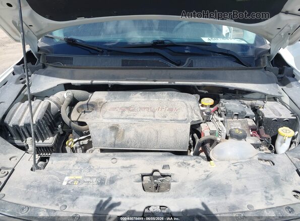 3C4NJDAB3JT392275 2018 JEEP COMPASS White უკანა ხედი