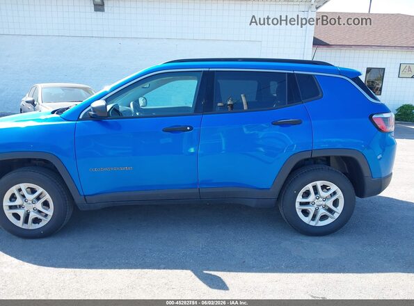 3C4NJDAB3KT620003 2019 JEEP COMPASS Blue Widok wnętrza 360 stopni