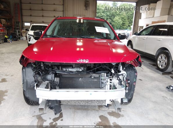 3C4NJDAB5HT647325 2017 JEEP NEW COMPASS Red Rear interior view