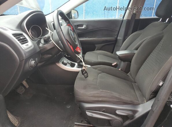 3C4NJDAB6MT514020 2021 JEEP COMPASS Черный Вид салона спереди