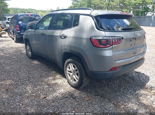 3C4NJDAB7JT116617 2018 JEEP COMPASS Silver Trasero izquierdo