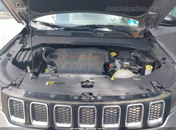 3C4NJDAB7JT116617 2018 JEEP COMPASS Silver Vista trasera