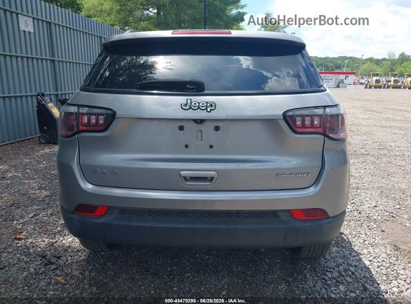 3C4NJDAB7JT116617 2018 JEEP COMPASS Silver 