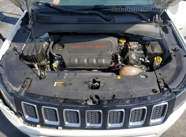 3C4NJDAB8JT163140 2018 JEEP COMPASS Белый Вид задней части салона