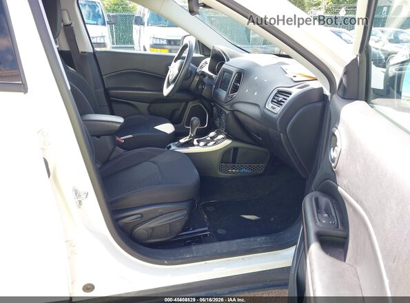 3C4NJDAB8KT619591 2019 JEEP COMPASS White Սալոնի դիմացի տեսք