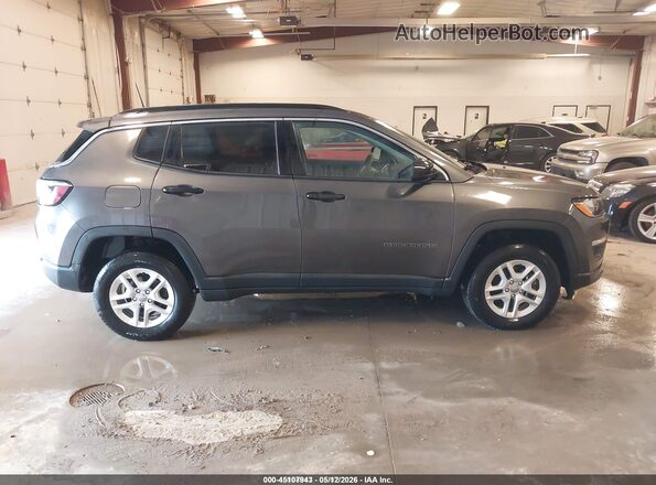3C4NJDAB8KT649951 2019 JEEP COMPASS Gray Vista interior trasera