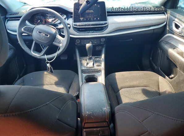 3C4NJDAB8NT121508 2022 JEEP COMPASS Black Dashboard view