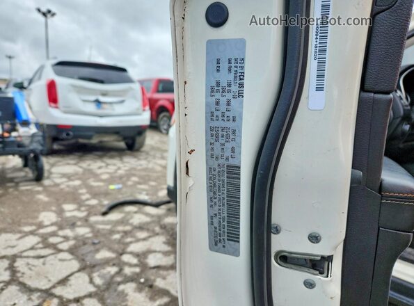 3C4NJDAB9JT308170 2018 JEEP COMPASS White Widok komory silnika