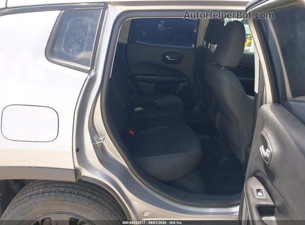 3C4NJDAB9KT837331 2019 JEEP COMPASS Silver VIN կոդի պիտակի տեսք