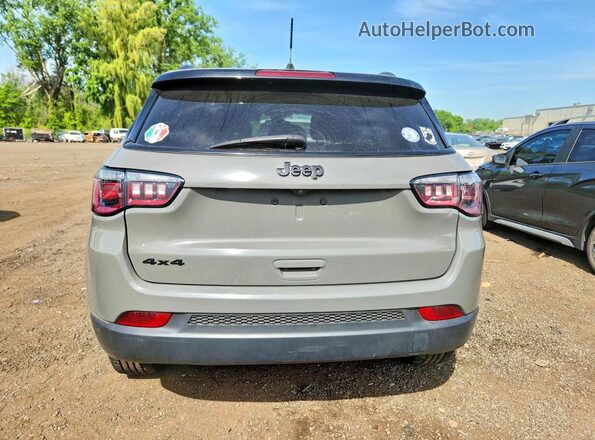 3C4NJDAB9MT603113 2021 JEEP COMPASS Gray Rear view