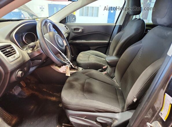 3C4NJDABXJT339069 2018 JEEP COMPASS Gray წინა სალონის ხედი