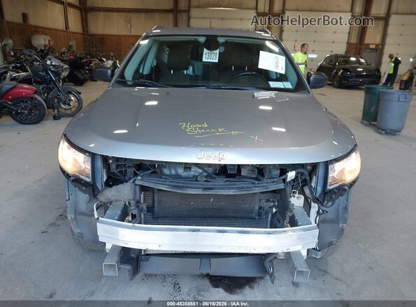 3C4NJDABXLT149548 2020 JEEP COMPASS Gray Vista del cuadro de instrumentos