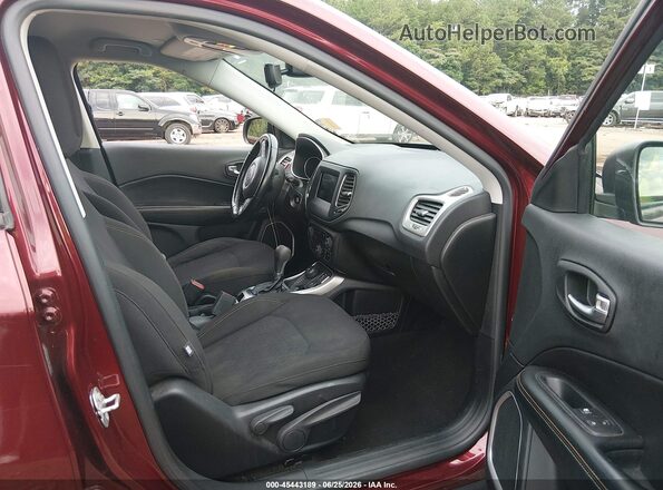 3C4NJDABXMT591263 2021 JEEP COMPASS Бордовый Вид салона спереди