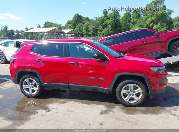 3C4NJDAN0PT514514 2023 JEEP COMPASS Red Vista interior trasera