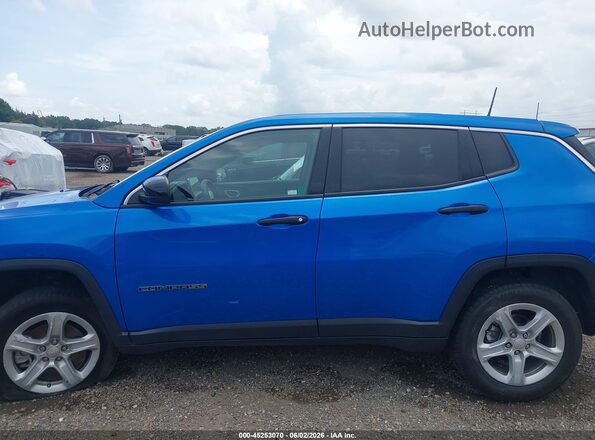 3C4NJDAN4PT512958 2023 JEEP COMPASS Blue 360 interior view