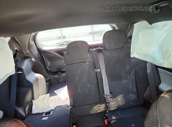 3C4NJDAN5RT135611 2024 JEEP COMPASS Silver Rear seats view
