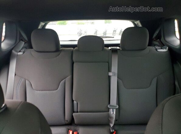 3C4NJDAN6ST528216 2025 JEEP COMPASS White Вид задніх сидінь