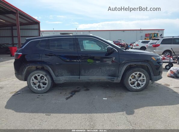 3C4NJDAN7ST508993 2025 JEEP COMPASS Black Вид задньої частини салону