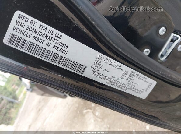 3C4NJDANXST552616 2025 JEEP COMPASS Black Շարժիչի բաժամունքի տեսք