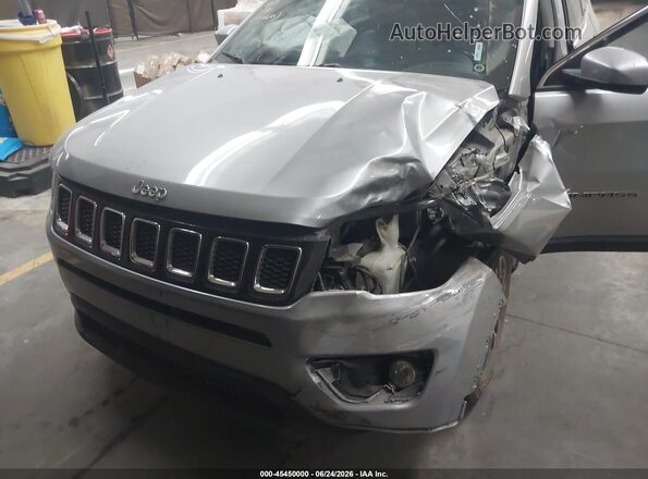 3C4NJDBB0HT616840 2017 JEEP COMPASS Gray Vista frontal