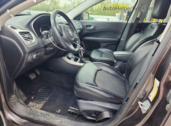 3C4NJDBB0JT177113 2018 JEEP COMPASS Угольный 