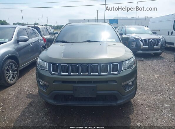 3C4NJDBB0JT402937 2018 JEEP COMPASS Green Instrument cluster view