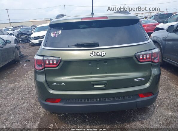 3C4NJDBB0JT402937 2018 JEEP COMPASS Green 