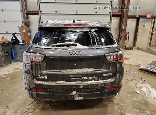 3C4NJDBB0KT724561 2019 JEEP COMPASS Gray Rear view