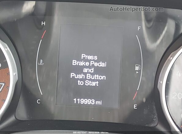 3C4NJDBB0KT734085 2019 JEEP COMPASS Серебряный Панорамный вид салона 360°