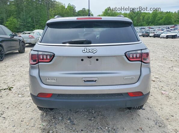 3C4NJDBB0LT160699 2020 JEEP COMPASS Silver 