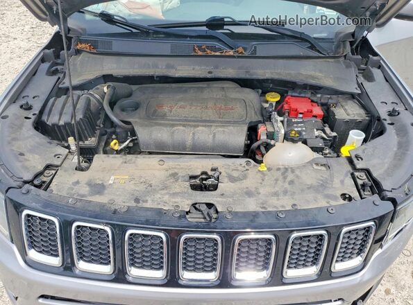 3C4NJDBB0LT160699 2020 JEEP COMPASS Silver 