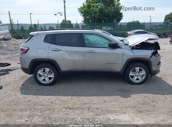 3C4NJDBB0NT231421 2022 JEEP COMPASS Gray Instrument cluster view