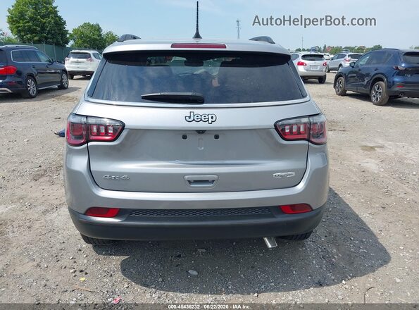 3C4NJDBB0NT231421 2022 JEEP COMPASS Gray 