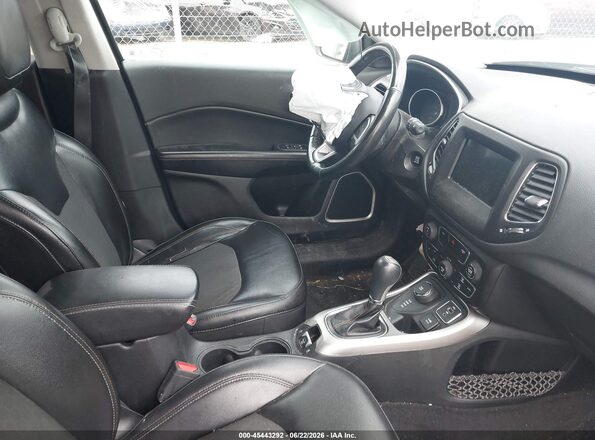 3C4NJDBB1JT185656 2018 JEEP COMPASS Gray წინა სალონის ხედი