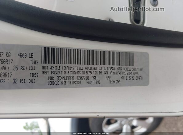 3C4NJDBB1JT207218 2018 JEEP COMPASS White Widok komory silnika