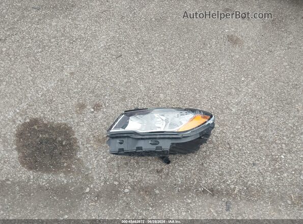 3C4NJDBB1JT207218 2018 JEEP COMPASS White Widok deski rozdzielczej