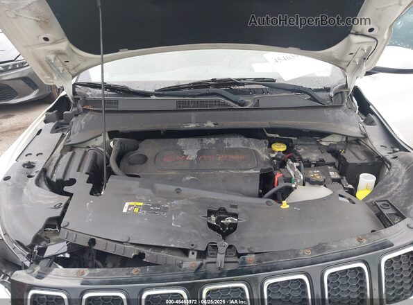 3C4NJDBB1JT207218 2018 JEEP COMPASS White Widok z tyłu
