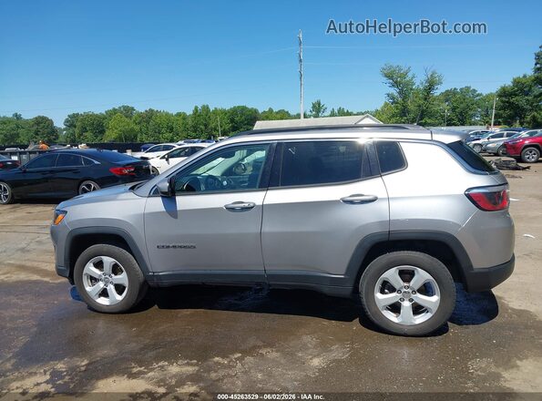 3C4NJDBB1KT597173 2019 JEEP COMPASS Silver 