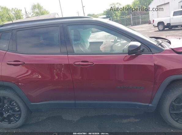 3C4NJDBB1NT191110 2022 JEEP COMPASS Бордовый Вид задней части салона