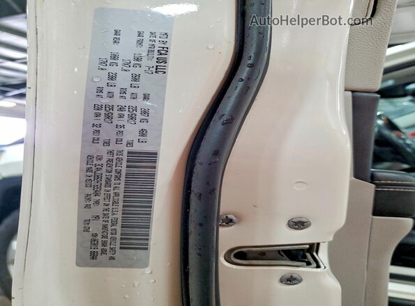3C4NJDBB2HT693404 2017 JEEP COMPASS White Vista de la etiqueta del VIN