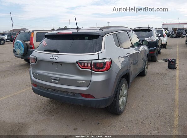 3C4NJDBB2JT142279 2018 JEEP COMPASS Silver Հետևի աջ