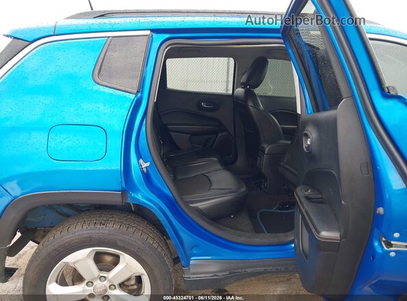 3C4NJDBB2JT484430 2018 JEEP COMPASS Blue 