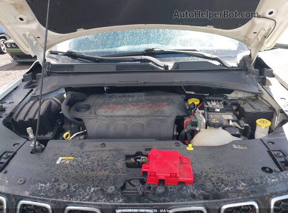 3C4NJDBB2KT754631 2019 JEEP COMPASS White Widok z tyłu