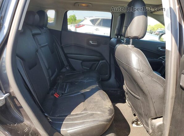 3C4NJDBB3HT639674 2017 JEEP COMPASS Charcoal Vista interior trasera