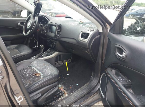 3C4NJDBB3HT650710 2017 JEEP NEW COMPASS Серый Вид салона спереди
